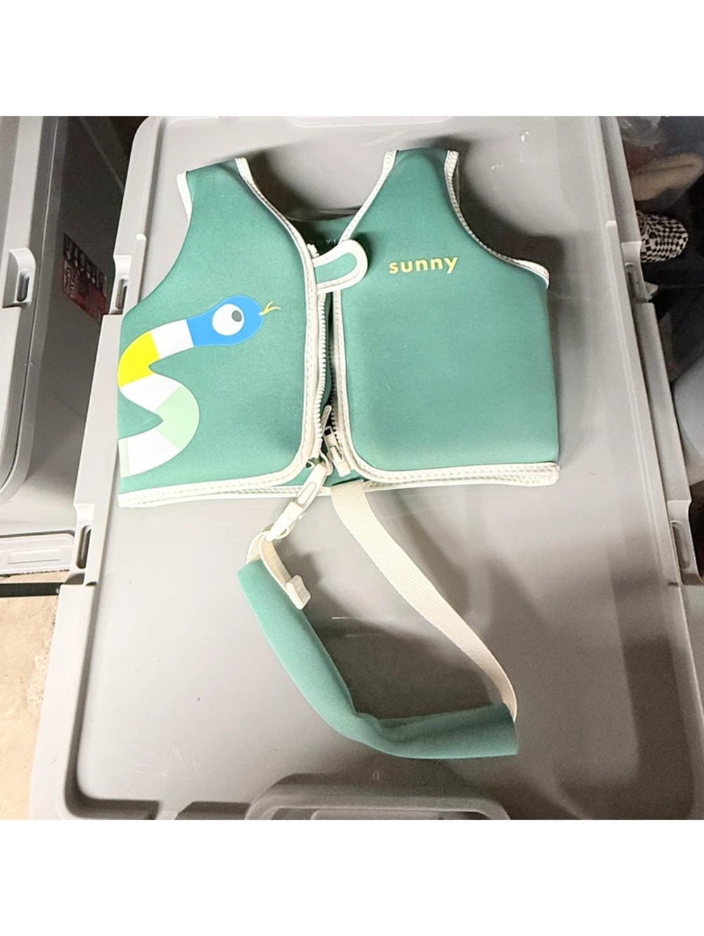 Sunny life green snake life vest